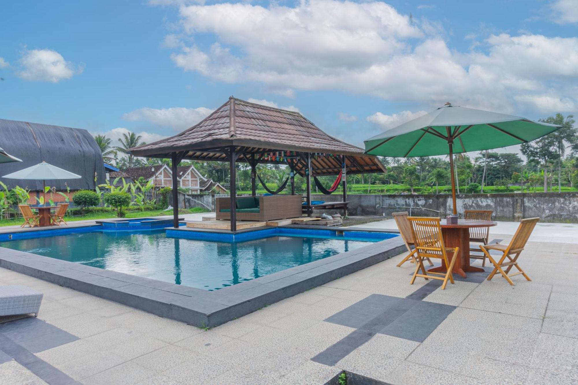 Green Orry Inn Тетебату Екстер'єр фото